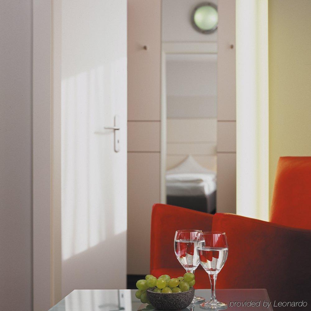 Ferrotel Duisburg - Partner Of Sorat Hotels Exterior photo